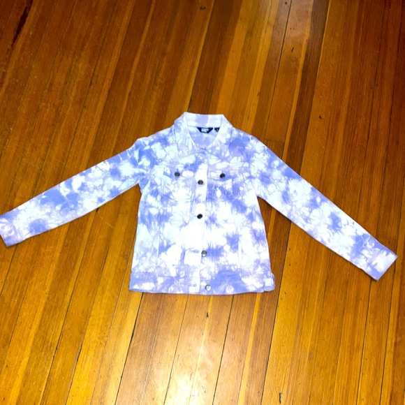 Jean Jacket - Picture 1 of 3